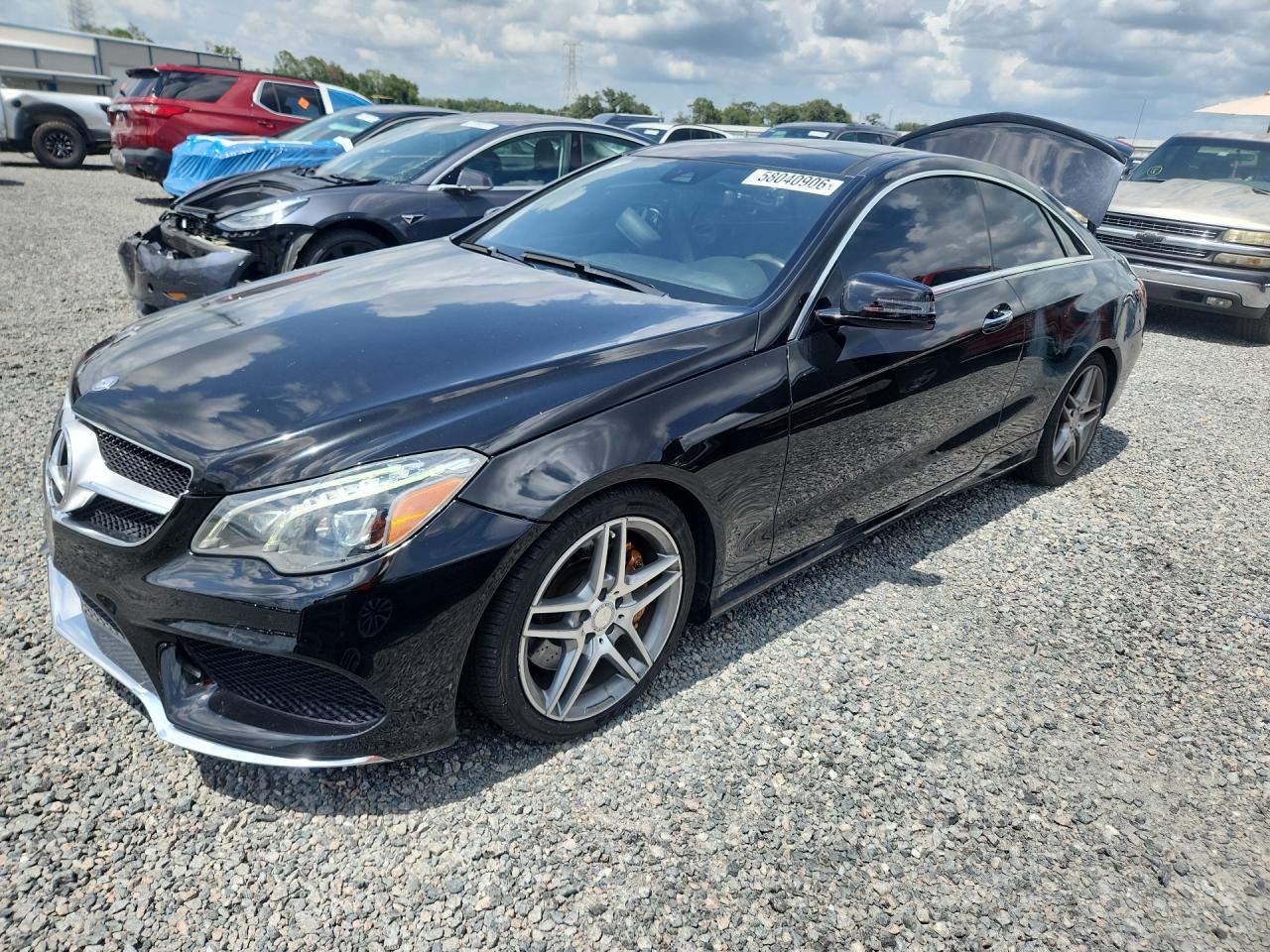 2016 Mercedes-Benz E 400, VIN WDDKJ6FB1GF333208 — Rear end