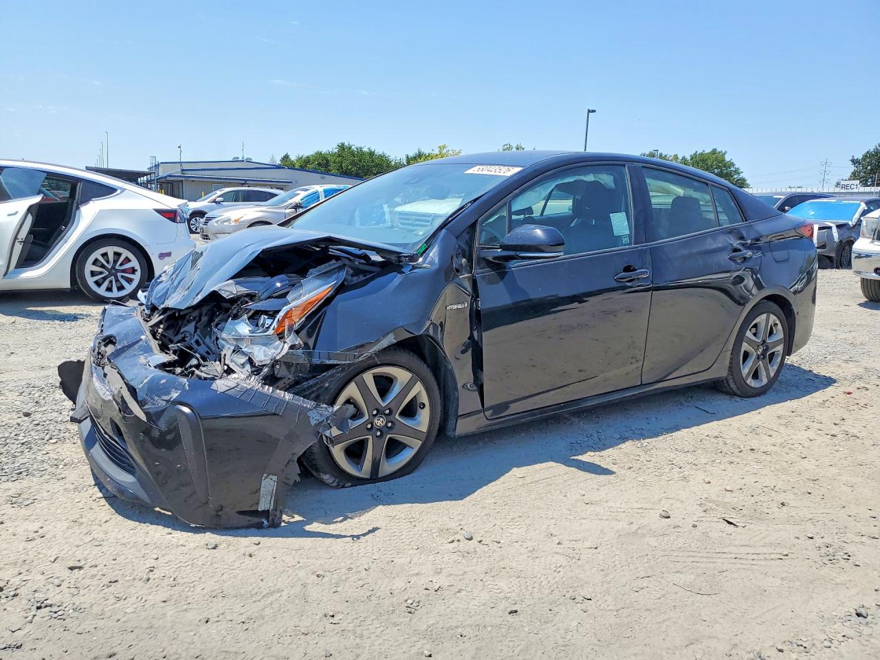 2020 Toyota Prius LE, VIN JTDKARFU8L3113752 — Front end