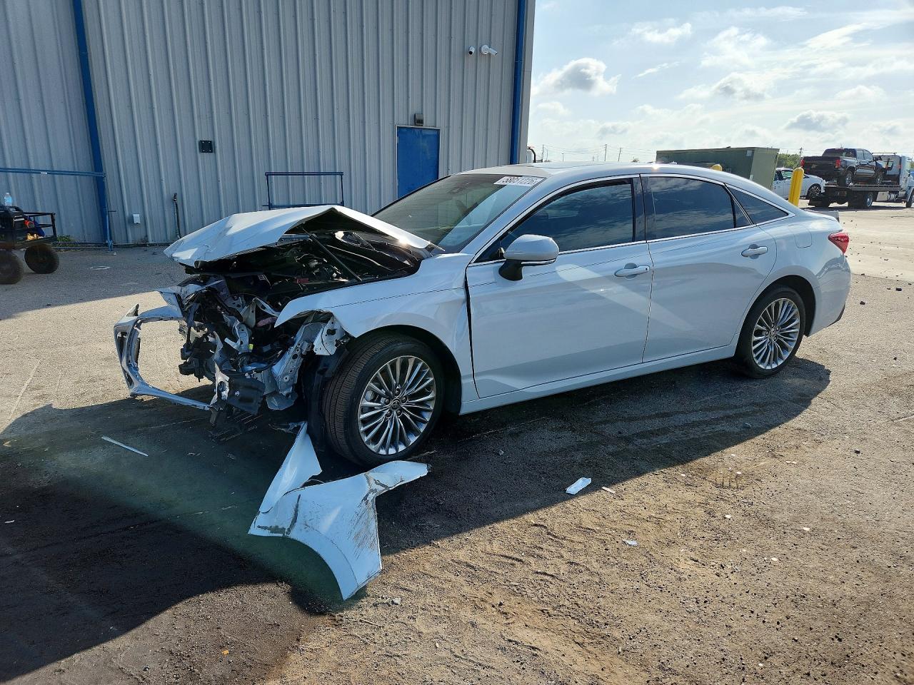 2022 Toyota Avalon Limited, VIN 4T1DZ1FB3NU072957 — Front end