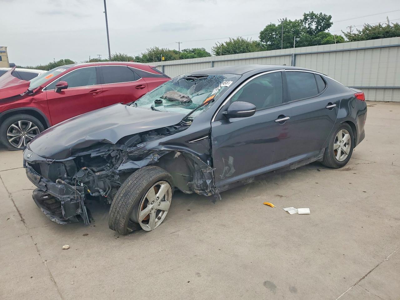 2015 Kia Optima LX, VIN KNAGM4A72F5632058 — Front end