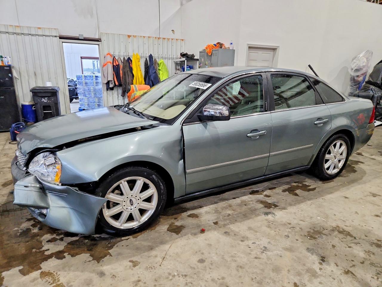 2006 Ford Five Hundred Limited, VIN 1FAFP25126G119435 — Front end