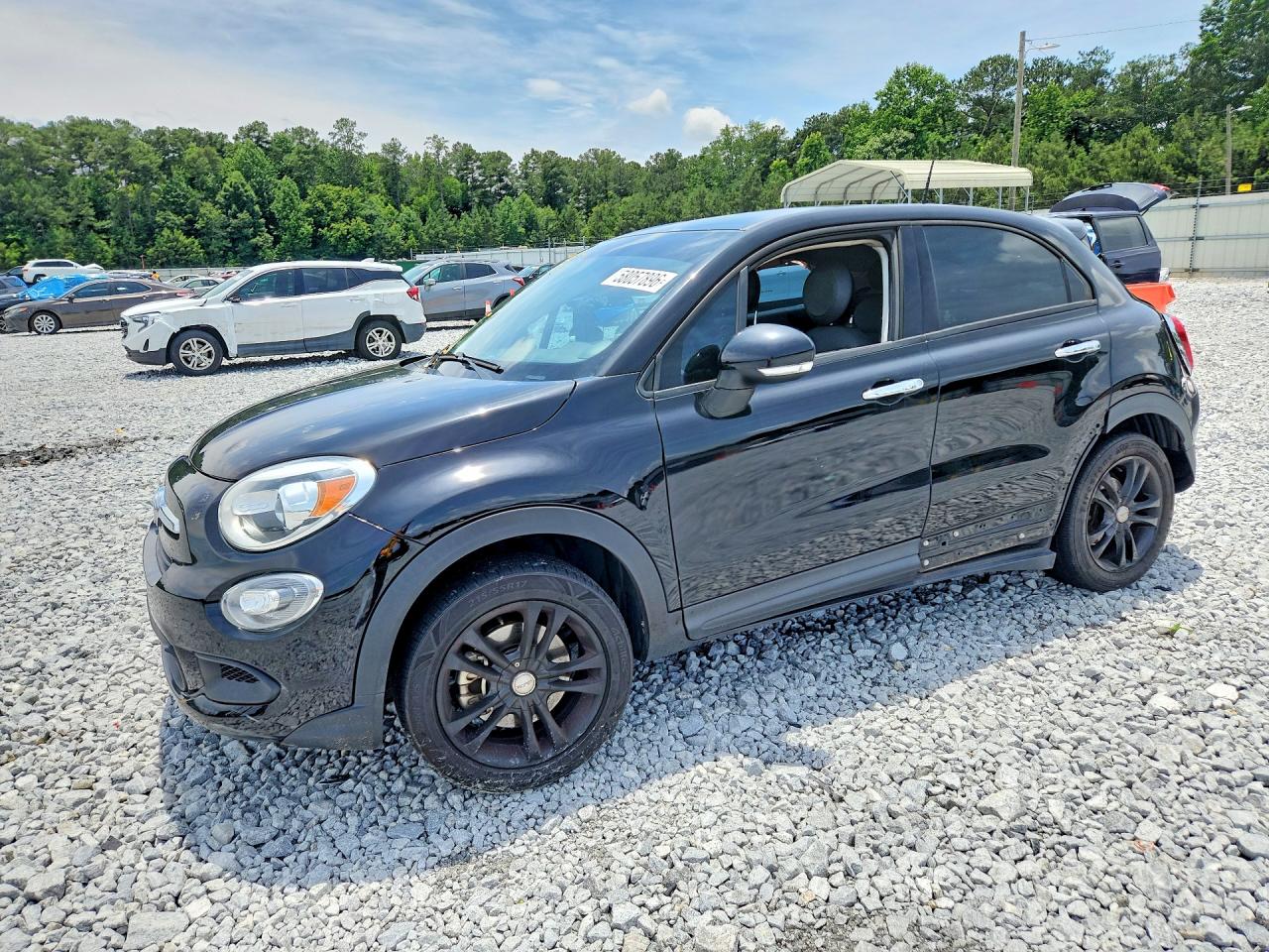 2017 FIAT 500X Pop, VIN ZFBCFXAB5HP517496 — Бок