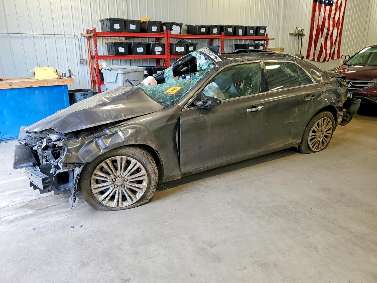 2014 Chrysler 300, VIN 2C3CCARG8EH308714 — Фото с аукциона 1 of 4