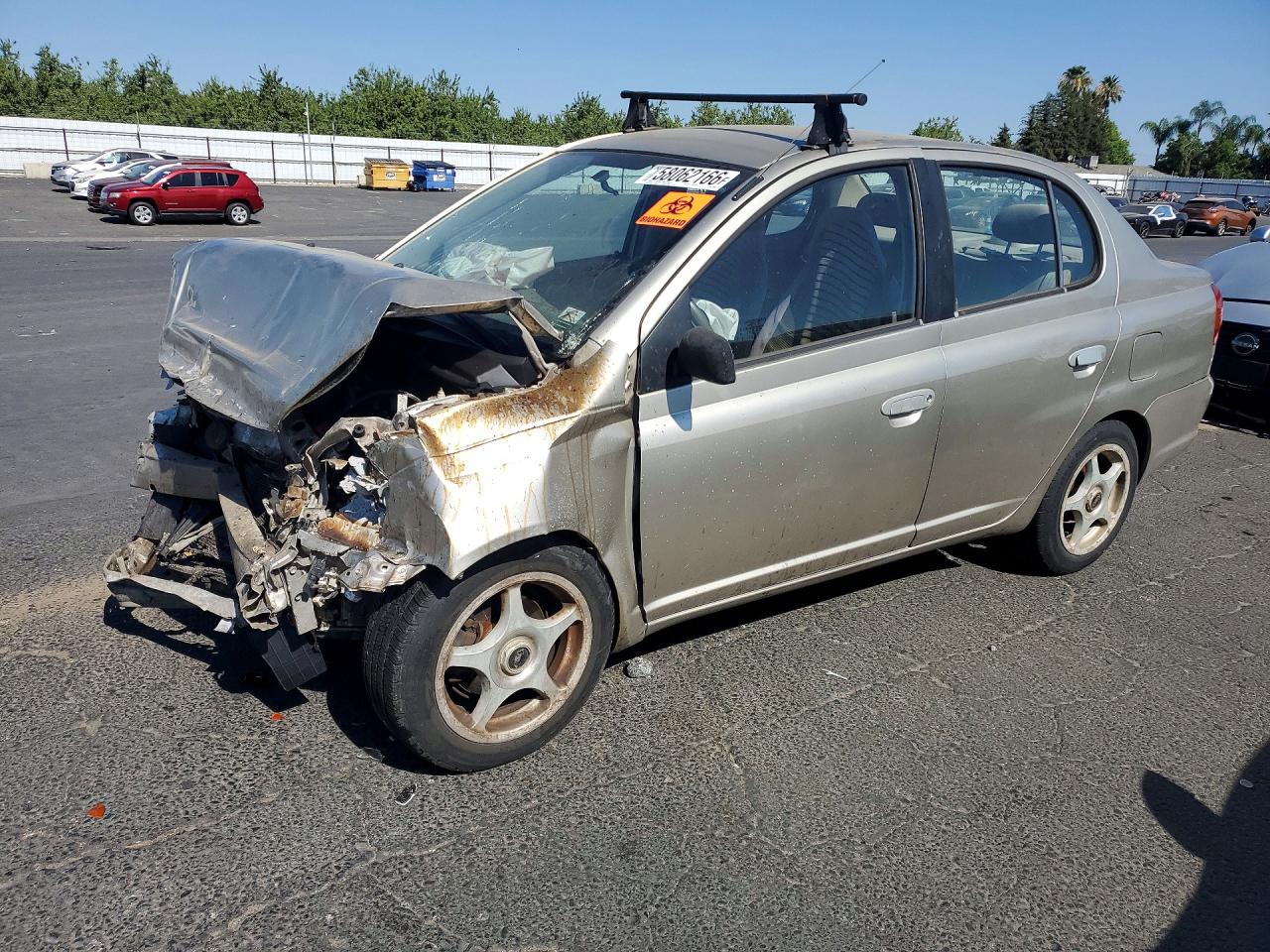 2003 Toyota ECHO, VIN JTDBT123630259965 — Перед