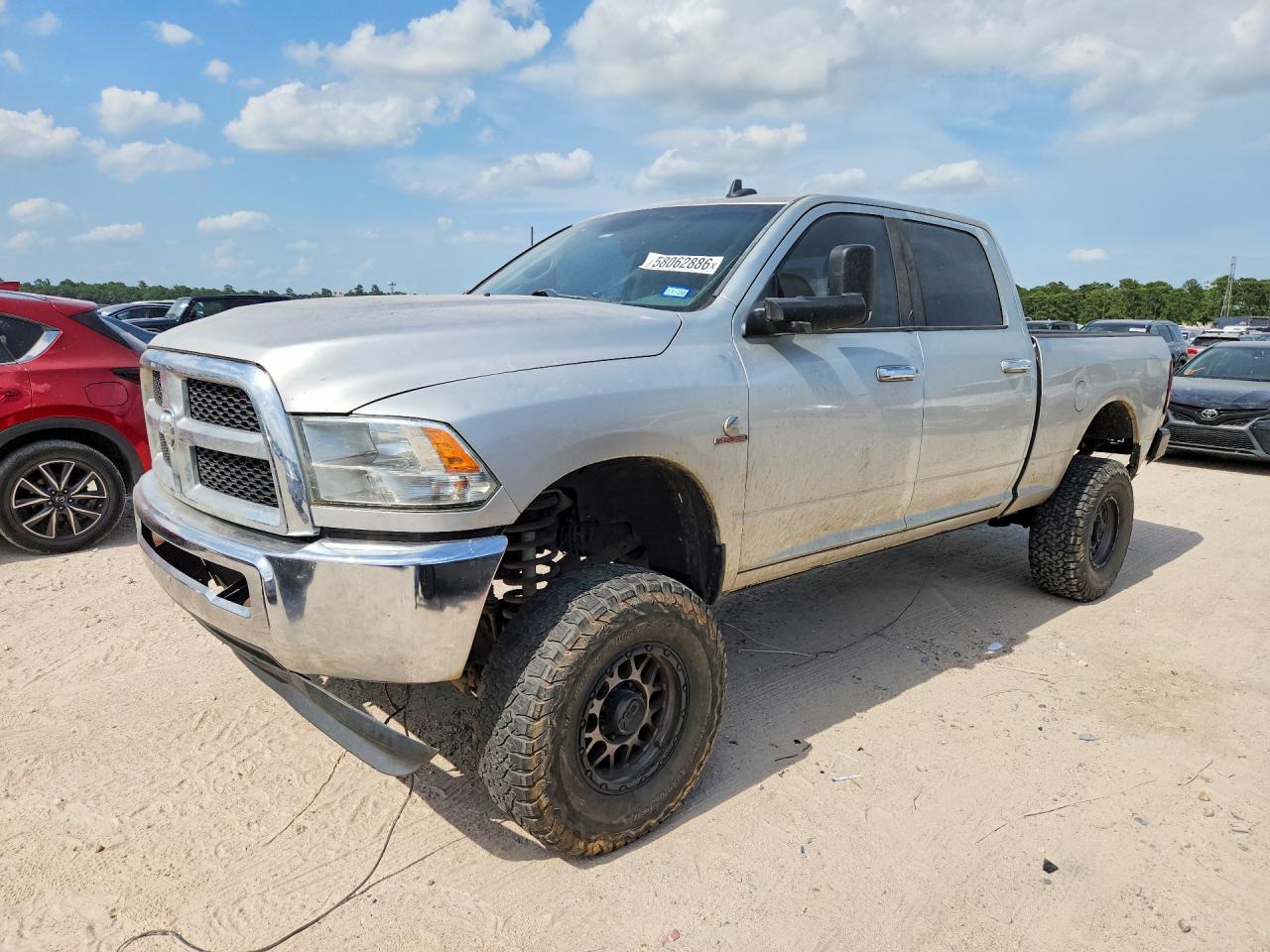 2013 Ram 2500 Big Horn, VIN 3C6UR5DL9DG512812 — Undercarriage