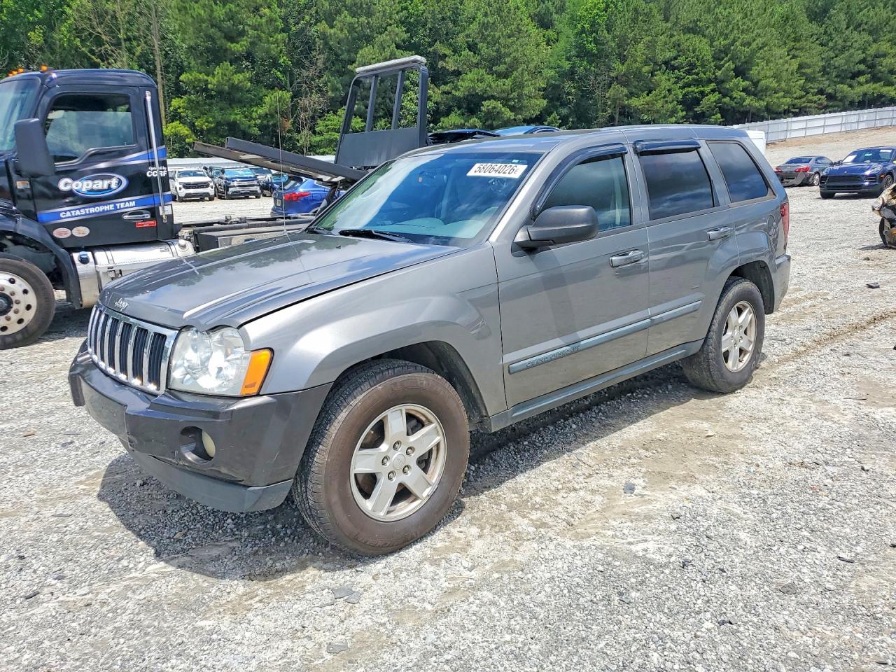 2007 Jeep Grand Cherokee Laredo, VIN 1J8GS48K77C627897 — Rear end