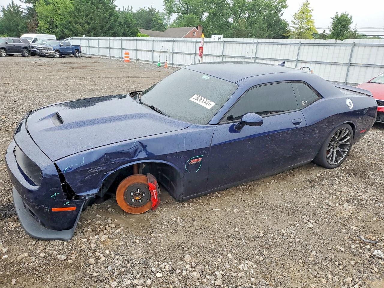 2015 Dodge Challenger SRT 392, VIN 2C3CDZDJ4FH797712 — Front end