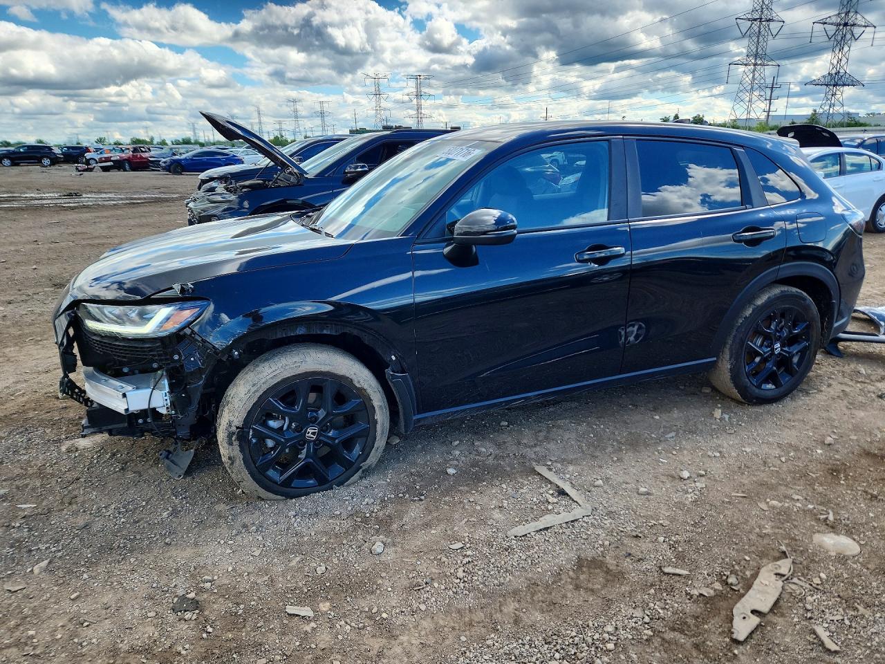 2025 Honda HR-V Sport, VIN 3CZRZ1H55SM732315 — Front end