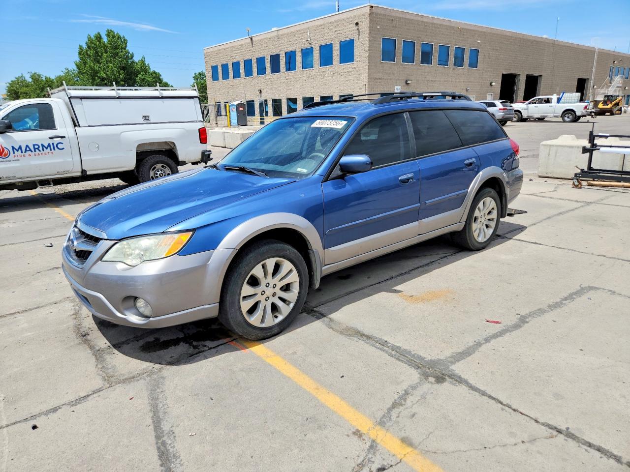 2009 Subaru Outback Limited, VIN 4S4BP66C197310313 — Перед