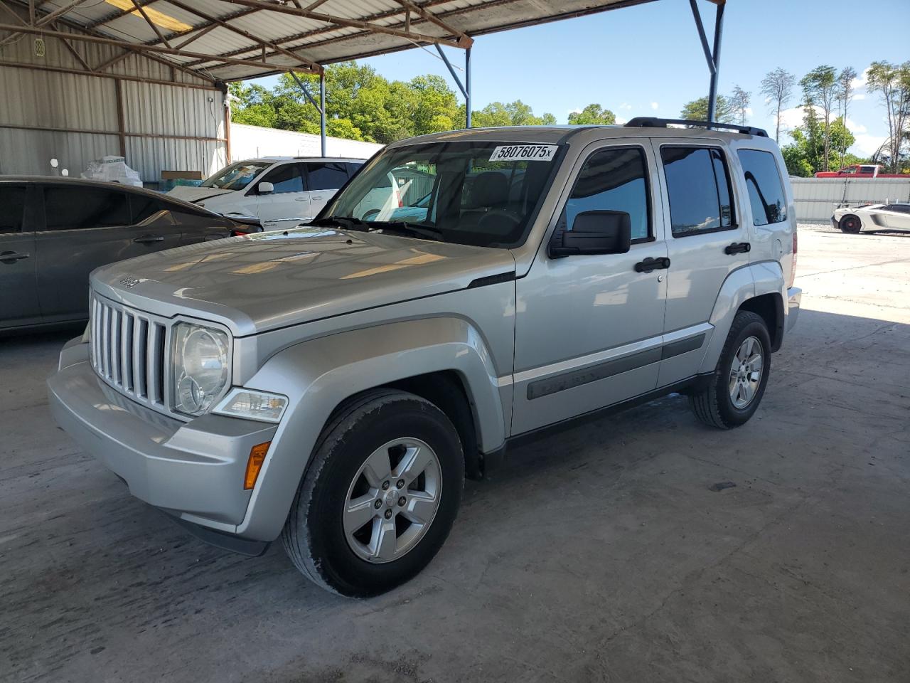 2010 Jeep Liberty Sport, VIN 1J4PP2GK0AW146453 — Normal wear