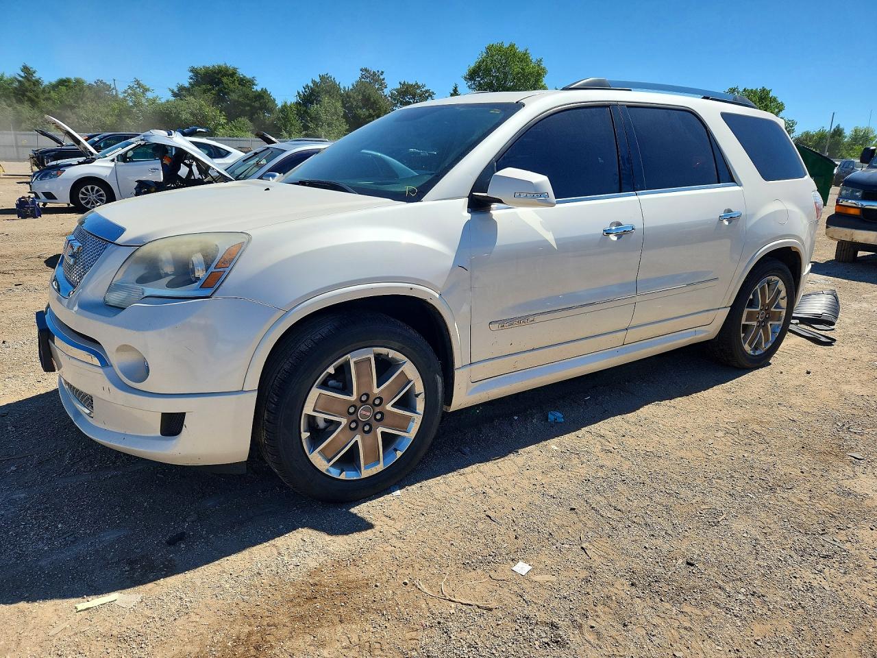 2012 GMC Acadia Denali, VIN 1GKKVTED2CJ325906 — Side