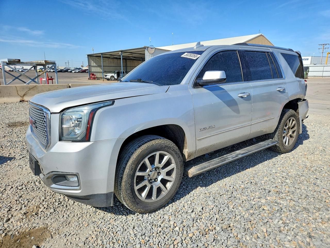 2016 GMC Yukon Denali, VIN 1GKS2CKJ4GR364491 — Зад