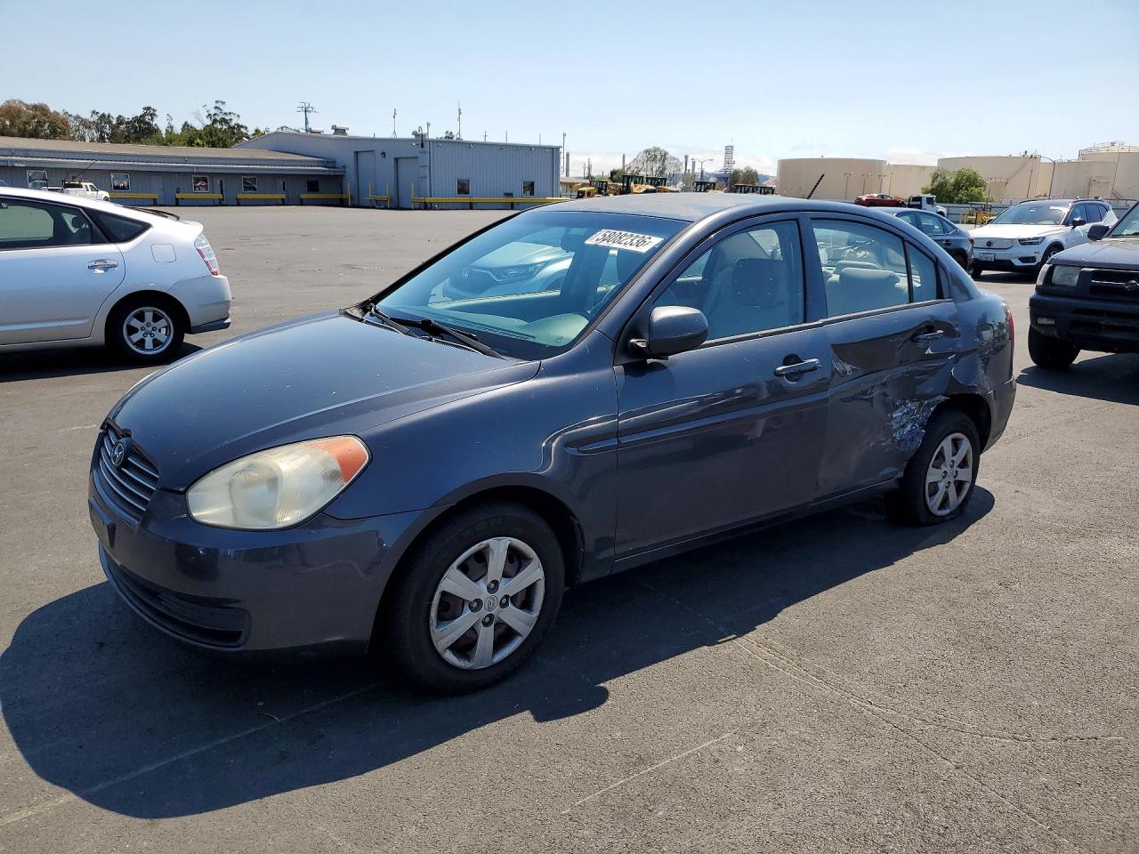 2011 Hyundai Accent GLS, VIN KMHCN4AC8BU612579 — Side