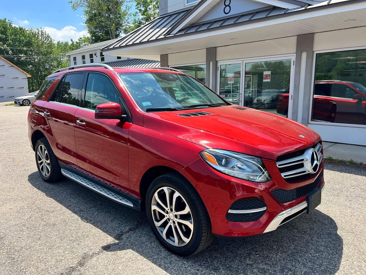 2016 Mercedes-Benz GLE 350, VIN 4JGDA5HB4GA700587 — Auction photo 1 of 12