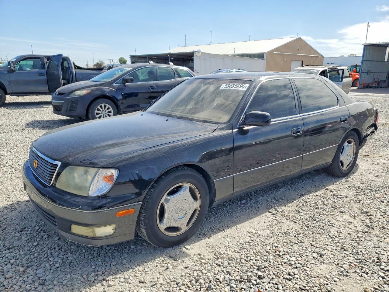 1999 Lexus LS 400, VIN JT8BH28F9X0143365 — Rear end