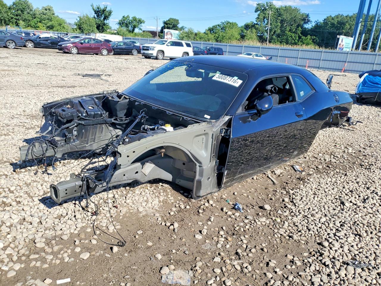 2022 Dodge Challenger R/T Scat Pack, VIN 2C3CDZFJ8NH188344 — Stripped
