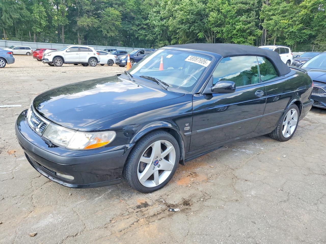 2002 Saab 9-3 SE, VIN YS3DF78K127008769 — Перед