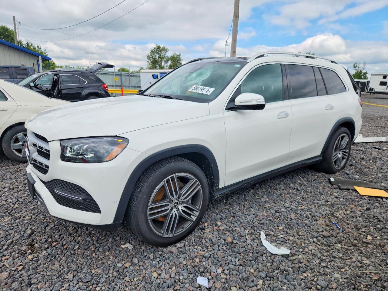 2023 Mercedes-Benz GLS 450, VIN 4JGFF5KE6PA946411 — Roof