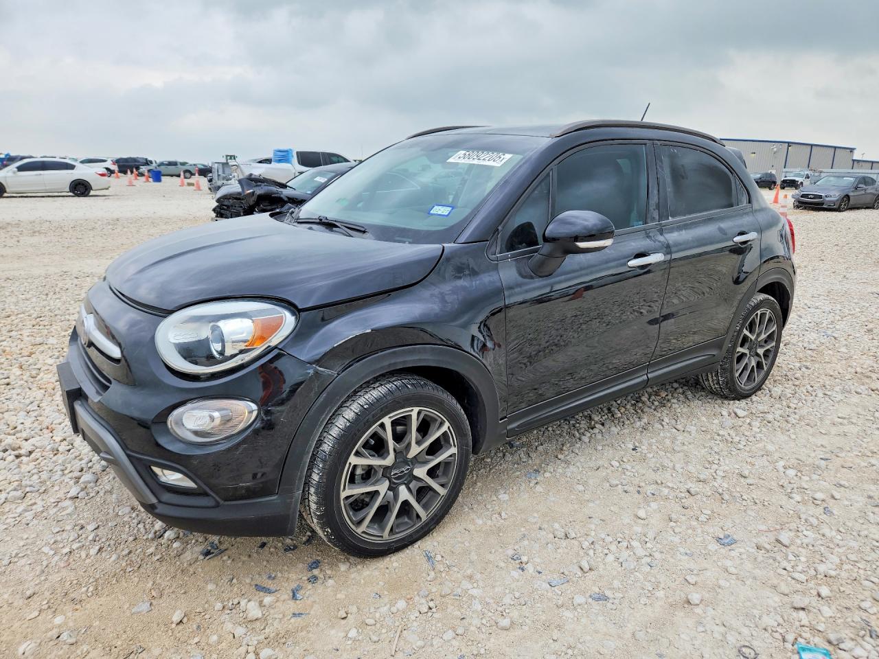 2017 FIAT 500X Trekking, VIN ZFBCFXCB2HP582092 — Front end
