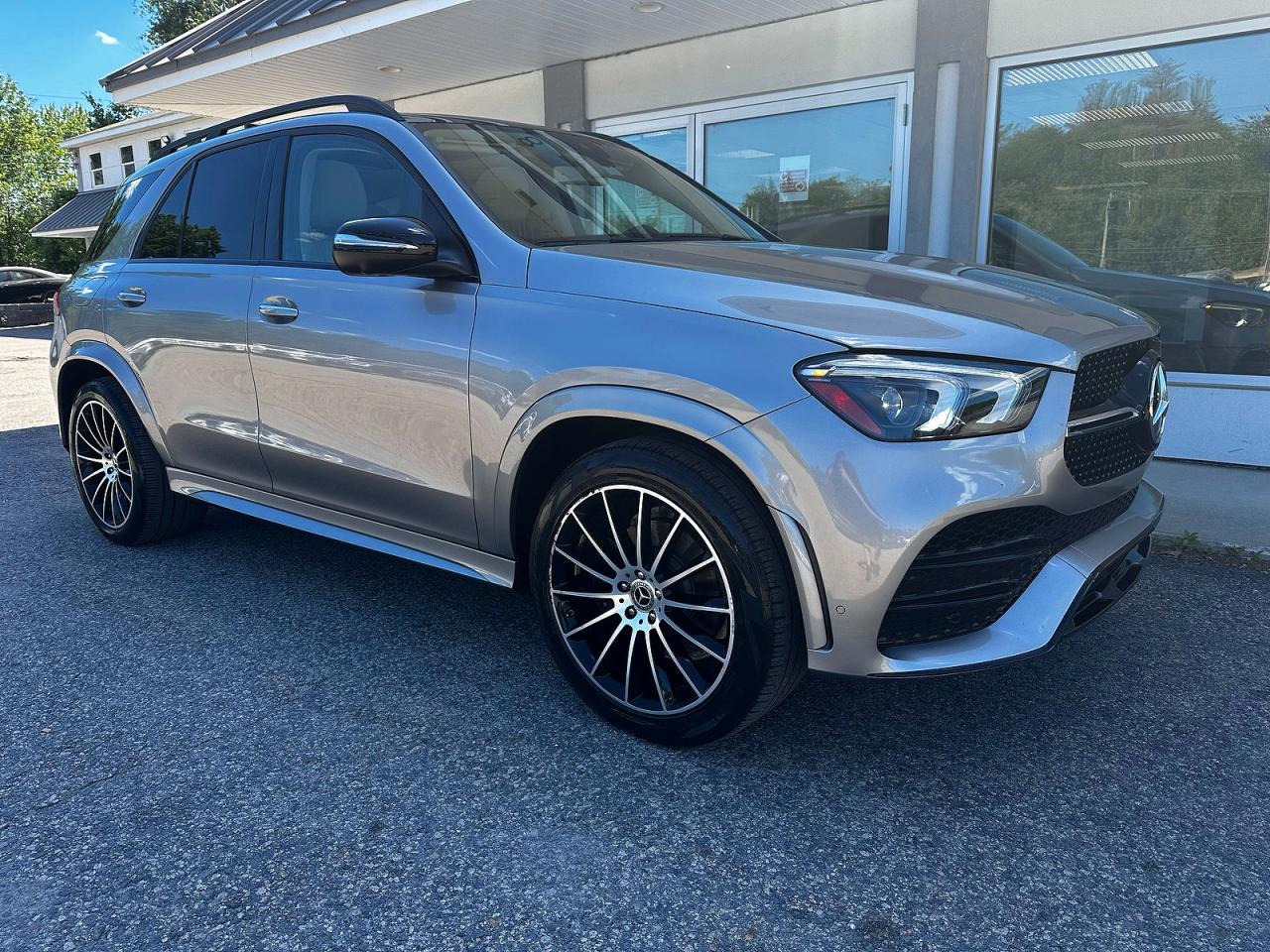 2020 Mercedes-Benz GLE 350, VIN 4JGFB4KBXLA084381 — Фото с аукциона