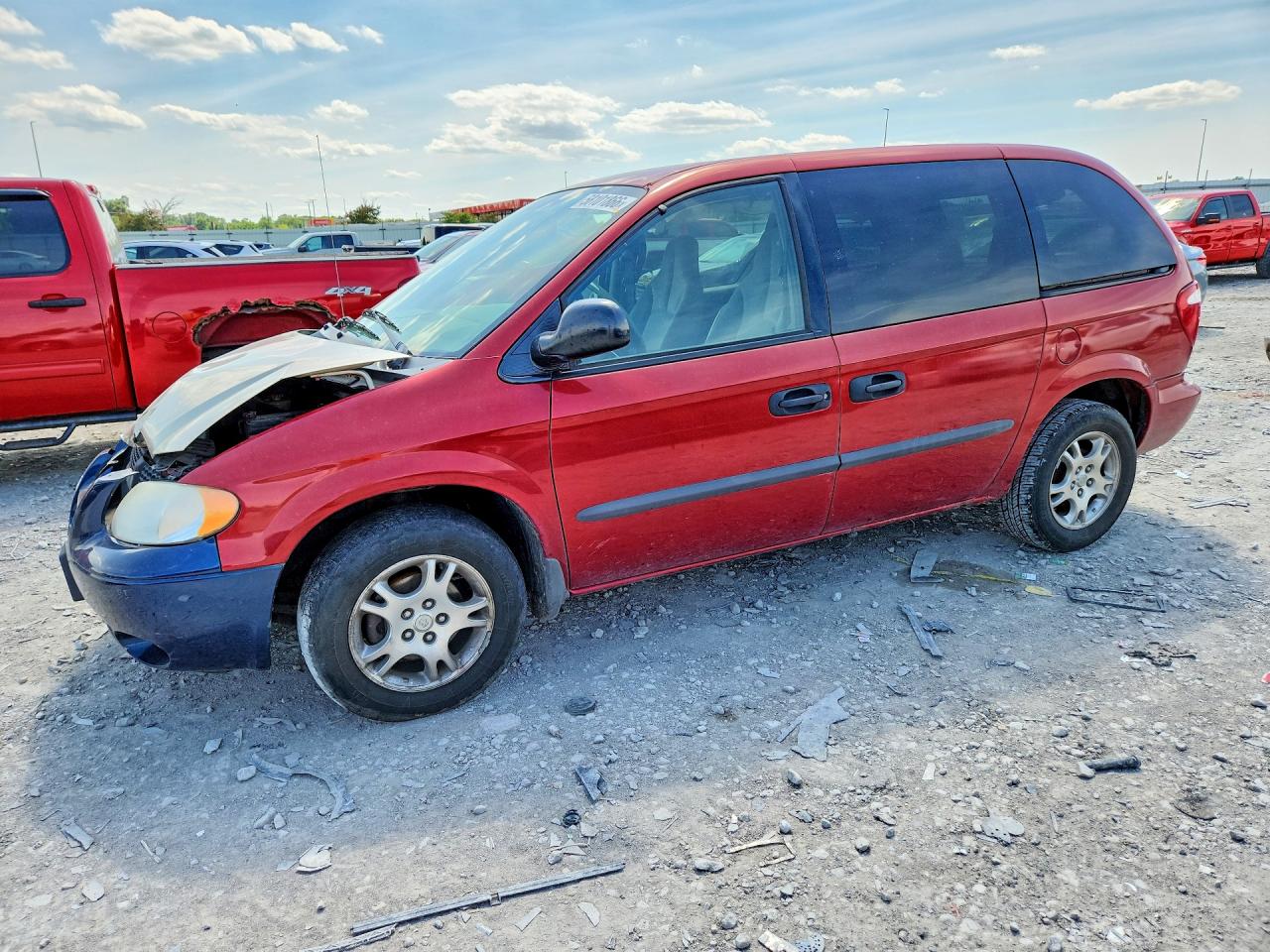 2003 Dodge Caravan SE, VIN 1D4GP25353B177924 — Перед