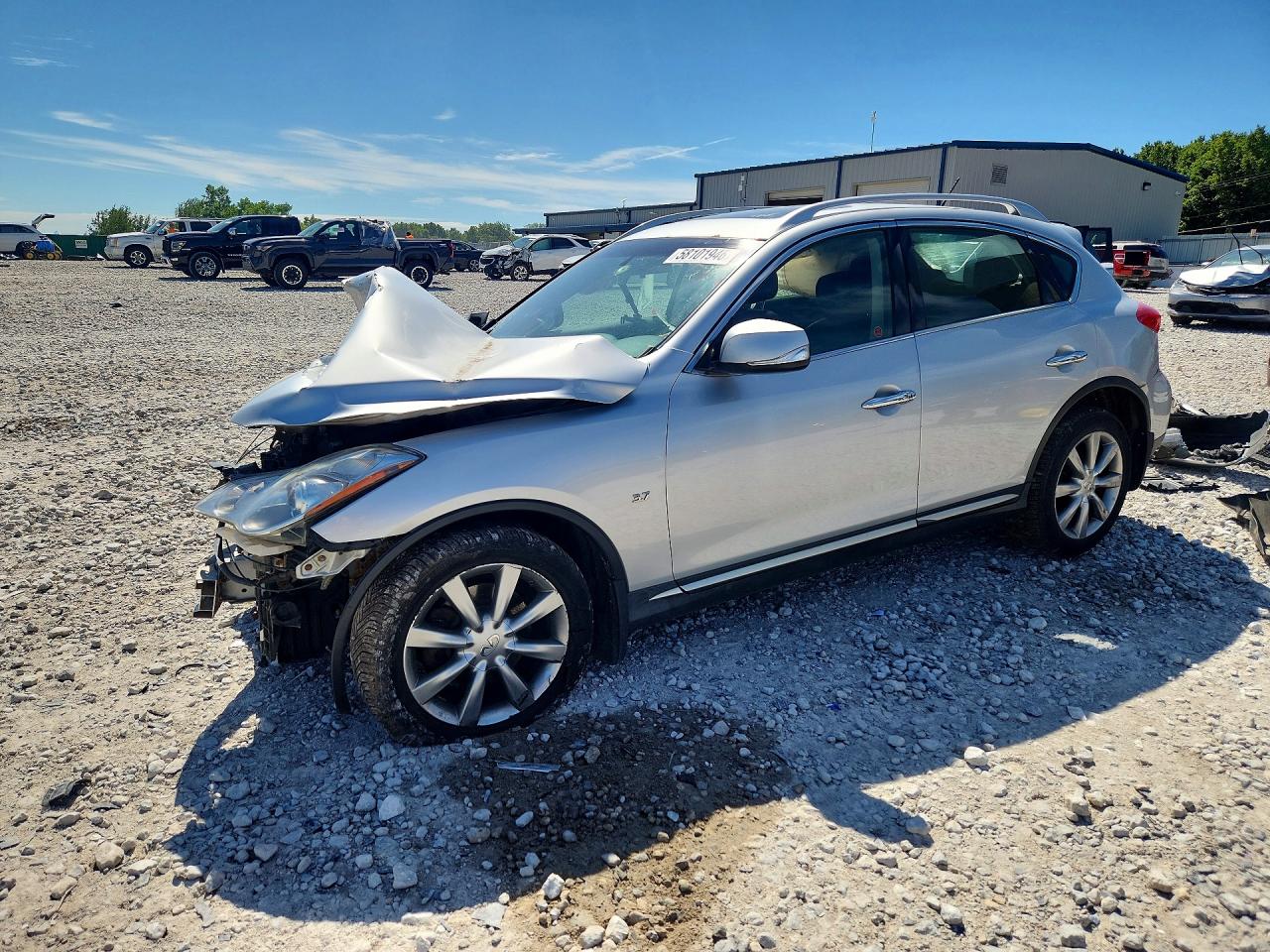 2016 Infiniti QX50, VIN JN1BJ0RR0GM261531 — Front end