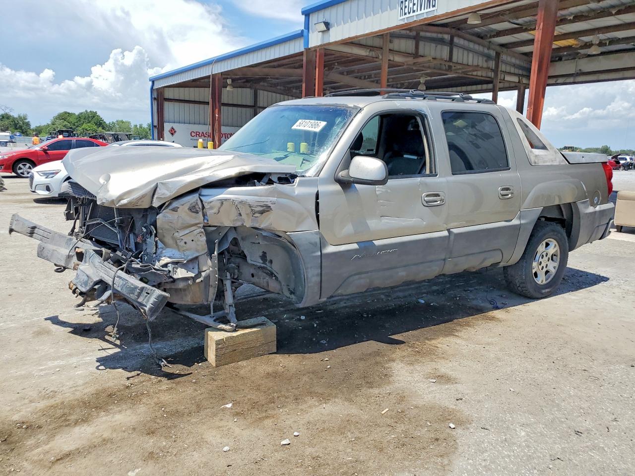 2002 Chevrolet Avalanche, VIN 3GNEC13T52G244709 — Перед