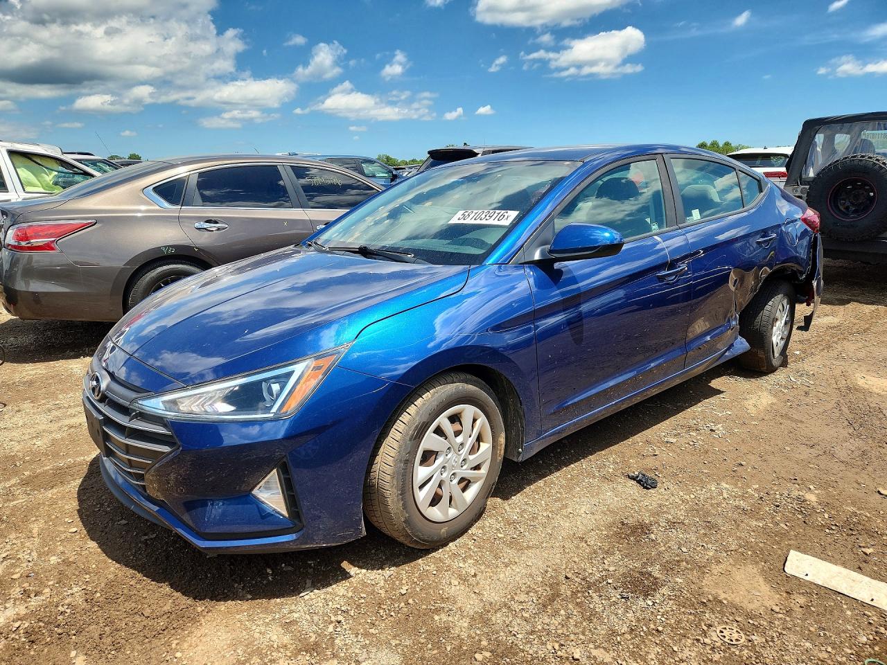 2019 Hyundai Elantra SE, VIN 5NPD74LFXKH498119 — Side