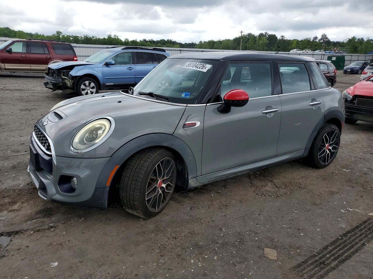2017 MINI Hardtop 4 Door Cooper S, VIN WMWXU3C36H2F49129 — Front end
