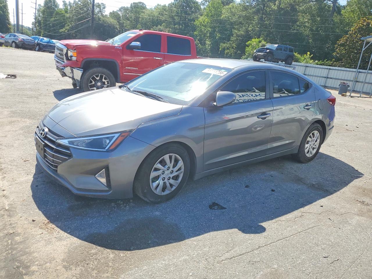 2019 Hyundai Elantra SE, VIN 5NPD74LF1KH497876 — Front end