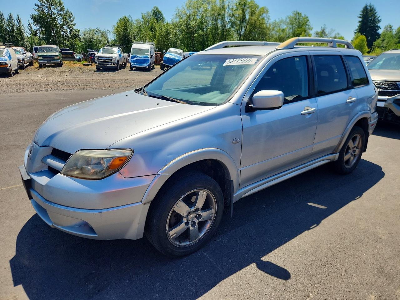 2006 Mitsubishi Outlander SE, VIN JA4LZ41F46U037643 — Rear end