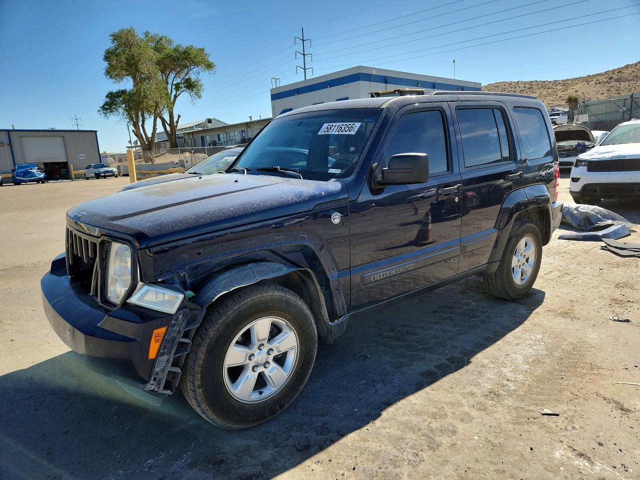 2012 Jeep Liberty Sport, VIN 1C4PJMAK9CW211038 — Перед