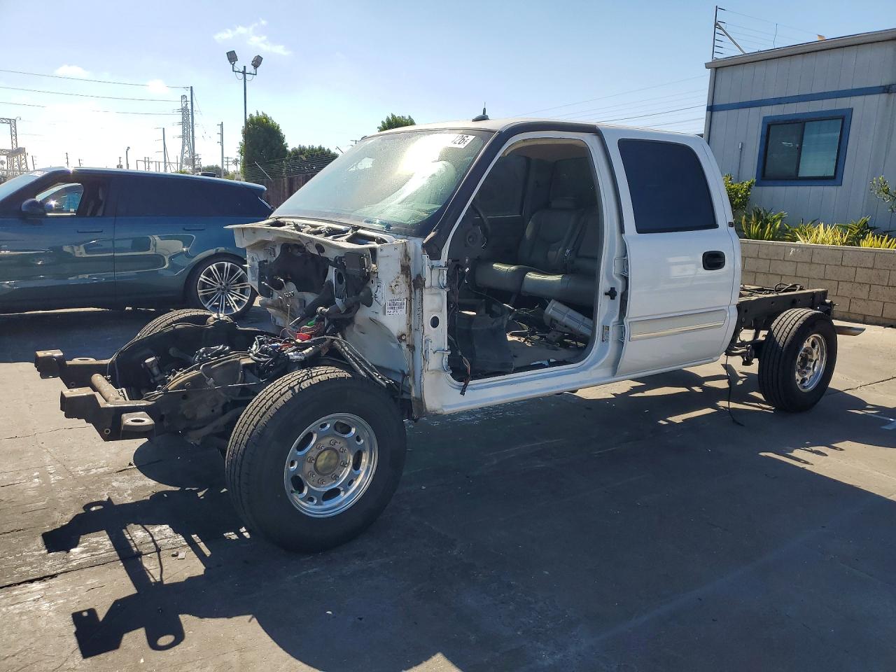2004 Chevrolet Silverado 2500 LT, VIN 1GCGK23U94F143325 — Vandalism