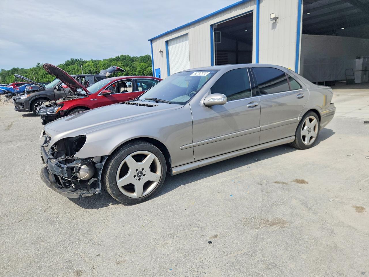 2003 Mercedes-Benz S 430, VIN WDBNG70JX3A342040 — Front end