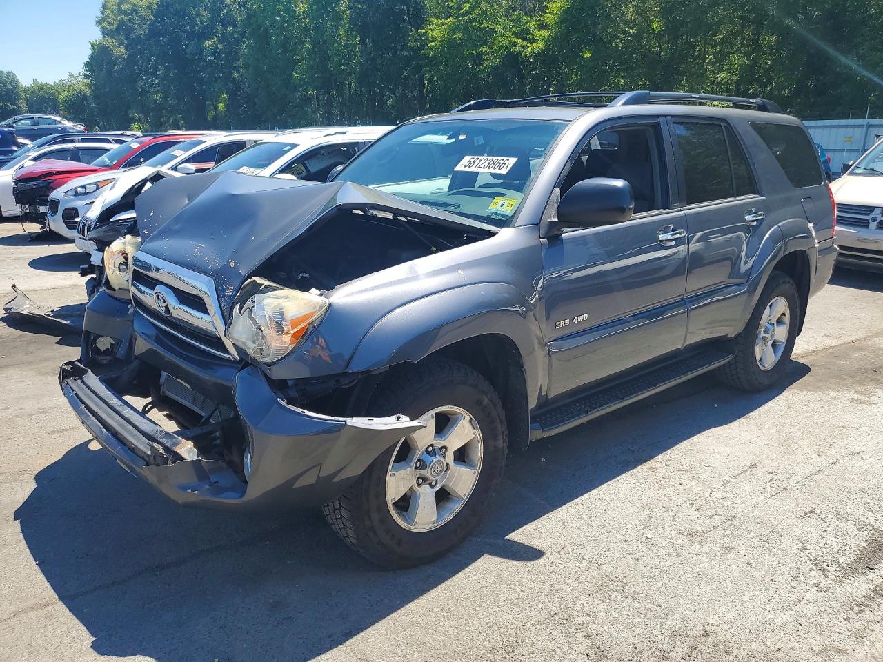 2007 Toyota 4Runner SR5, VIN JTEBU14R070124433 — Перед