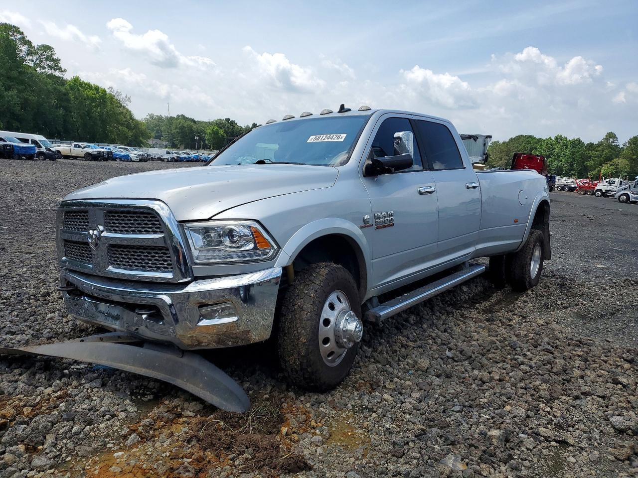 2018 Ram 3500 Laramie, VIN 3C63RRJL1JG408446 — Front end
