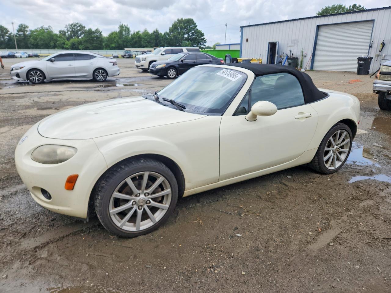 2008 Mazda MX-5 Miata Touring, VIN JM1NC25F580139641 — Vandalism