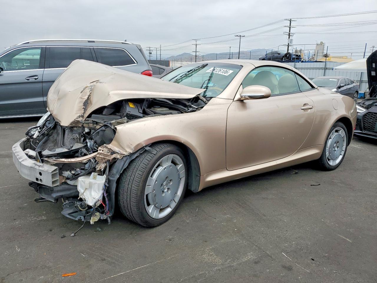 2004 Lexus SC 430, VIN JTHFN48Y740057474 — Front end