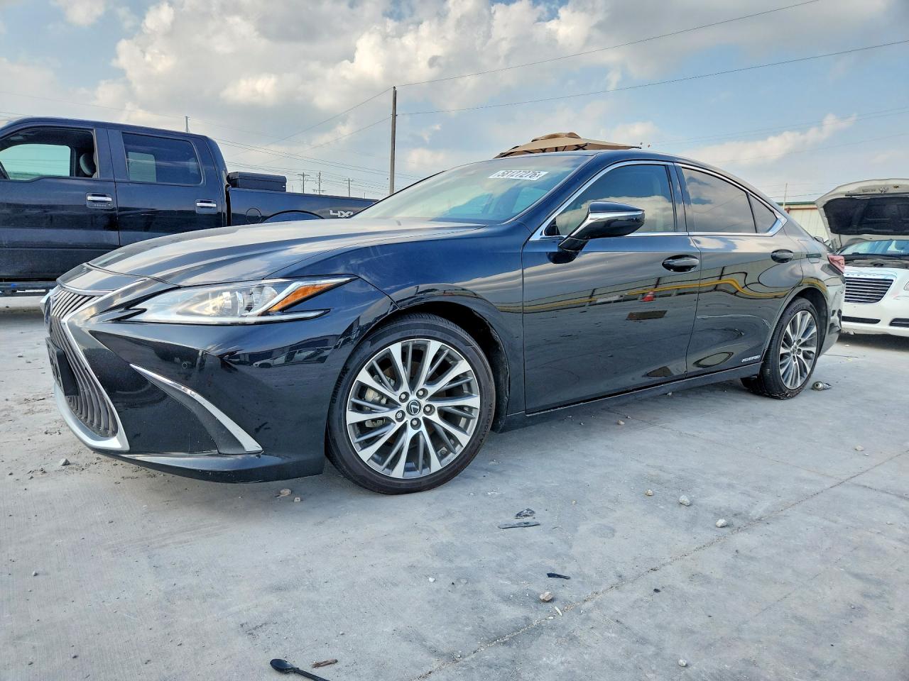 2021 Lexus ES 300h, VIN 58ADA1C13MU001378 — Front end