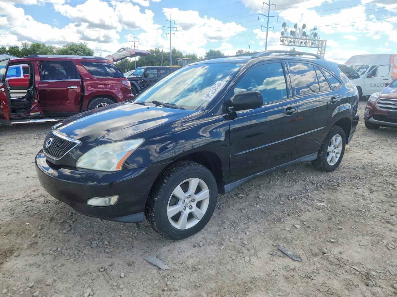 2005 Lexus RX 330, VIN 2T2HA31U15C056279 — Front end