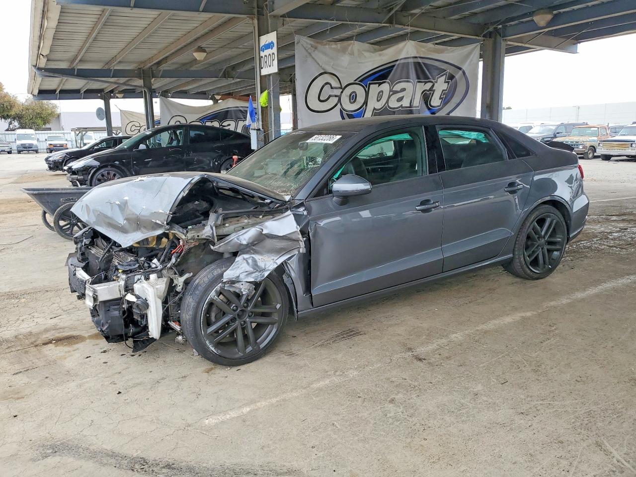 2018 Audi A3 Premium, VIN WAUAUGFF1J1040934 — Front end
