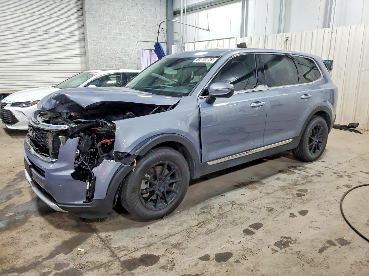 2022 Kia Telluride LX, VIN 5XYP2DHC6NG212725 — Front end