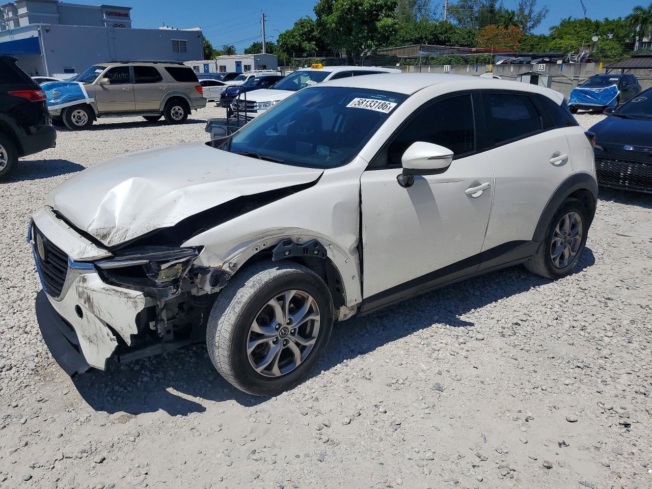 2020 Mazda CX-3 Sport, VIN JM1DKDB7XL1475022 — Перед