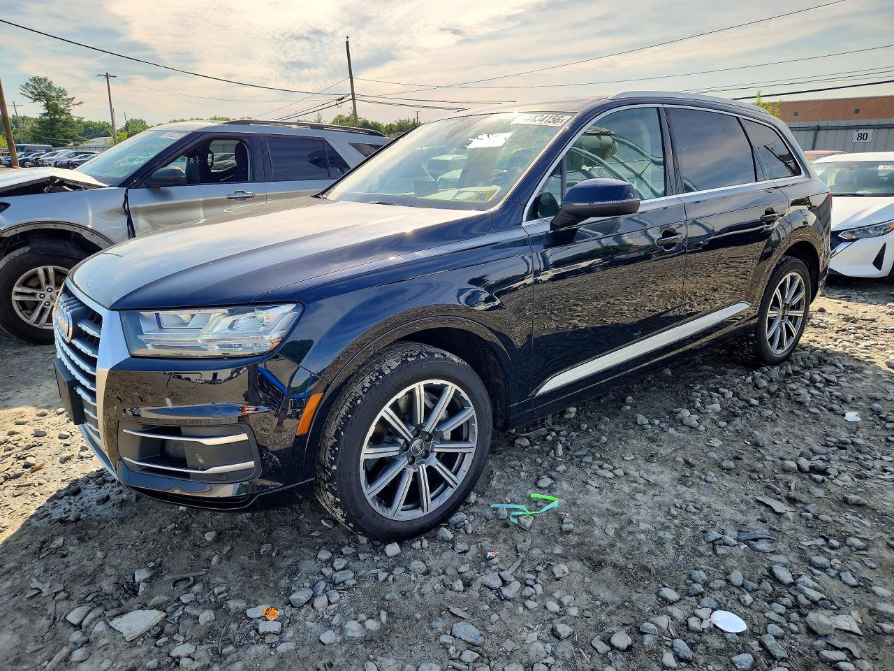 2017 Audi Q7 Premium Plus, VIN WA1LAAF72HD023671 — Обычный износ