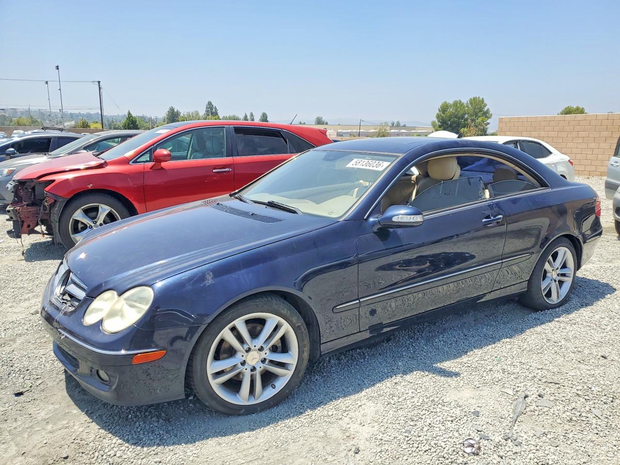 2008 Mercedes-Benz CLK 350, VIN WDBTJ56H38F241921 — Normal wear