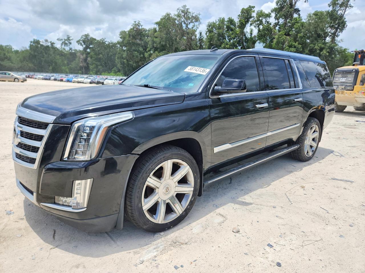 2015 Cadillac Escalade ESV Premium, VIN 1GYS3JKJ4FR161090 — Front end