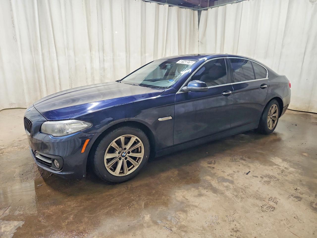 2016 BMW 5 Series 528i, VIN WBA5A5C56GD525779 — Front end