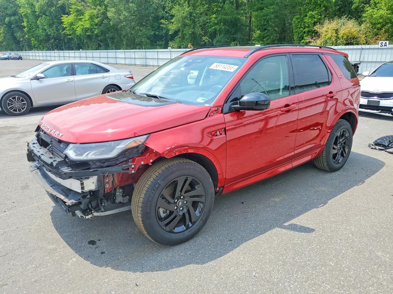 2025 Land Rover Discovery Sport Core S, VIN SALCJ2FX5SH365023 — Front end