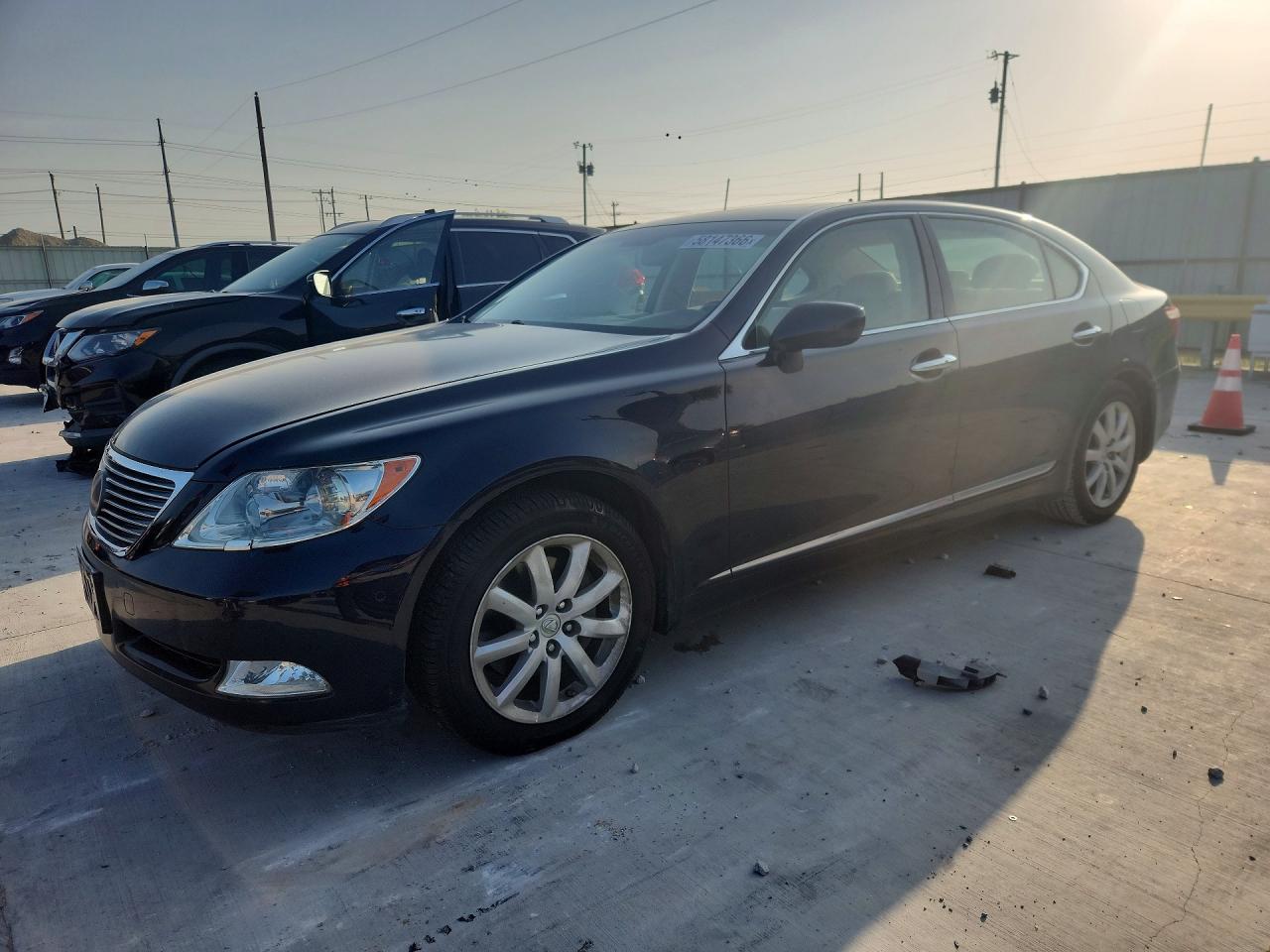 2007 Lexus LS 460 L, VIN JTHGL46F975015360 — Mechanical