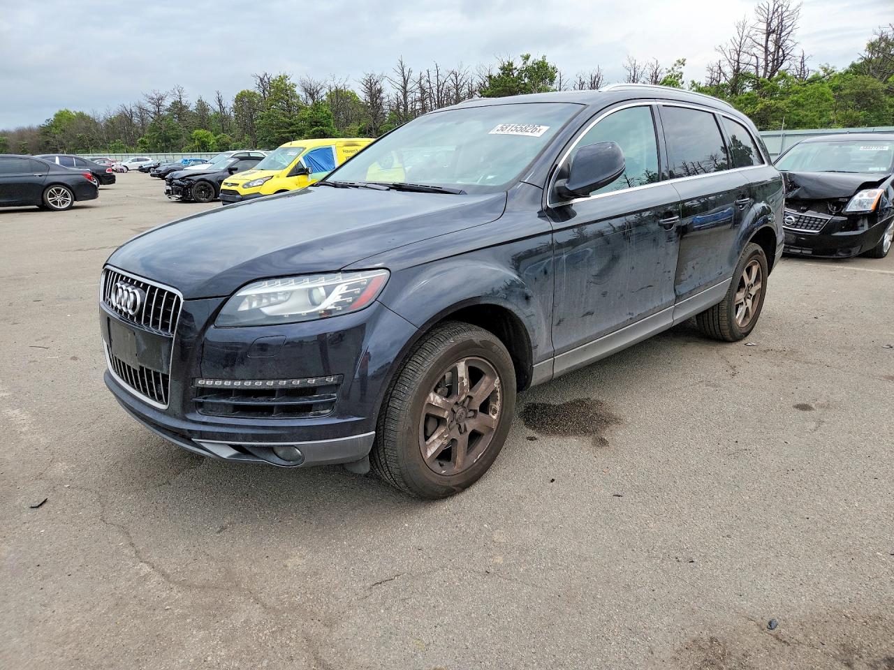 2011 Audi Q7 Premium Plus, VIN WA1LGAFE9BD003650 — Перед